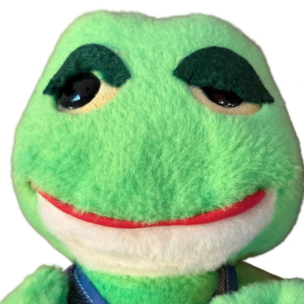 Knickerbocker Country Frog Plush 12